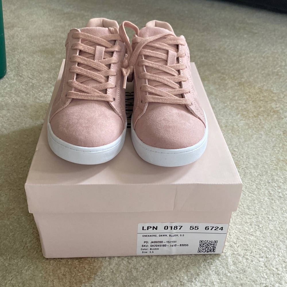 Quilted sneakers
